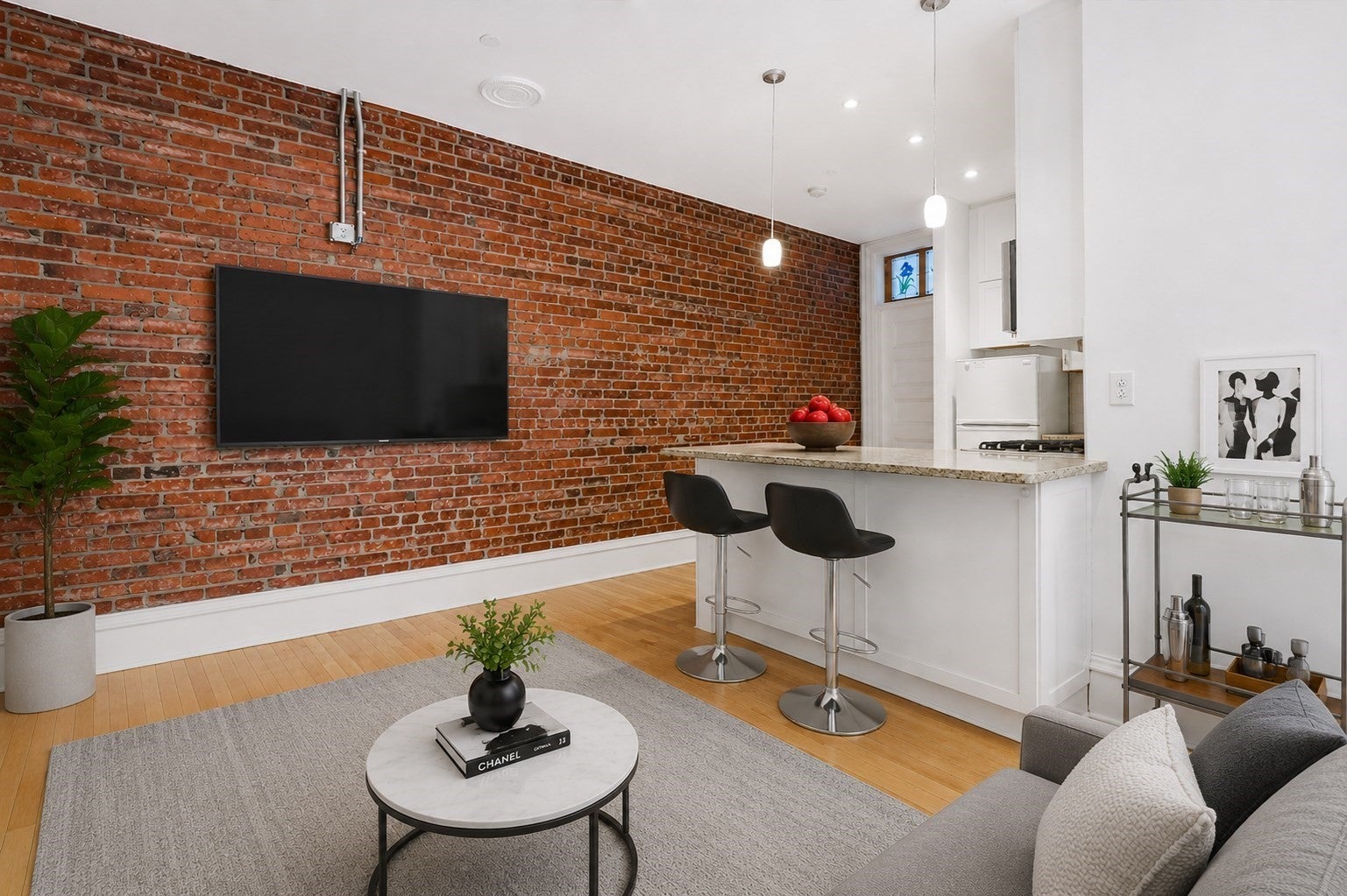 31 Massachusetts Ave 12, Boston MA 02115