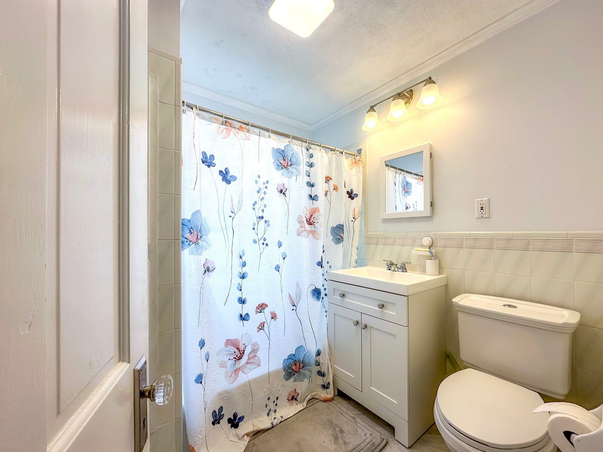 35 Reedsdale Road #35, Milton, MA Photo #33