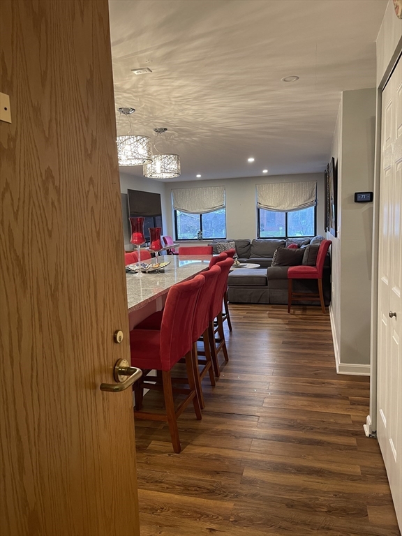 100 Ledgewood Dr 410