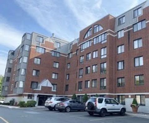 100 Ledgewood Dr 410 Stoneham MA 02180