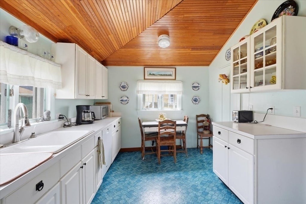 66 Cadish Ave, Hull, MA, 66 Cadish Ave, Hull, MA Photo #13
