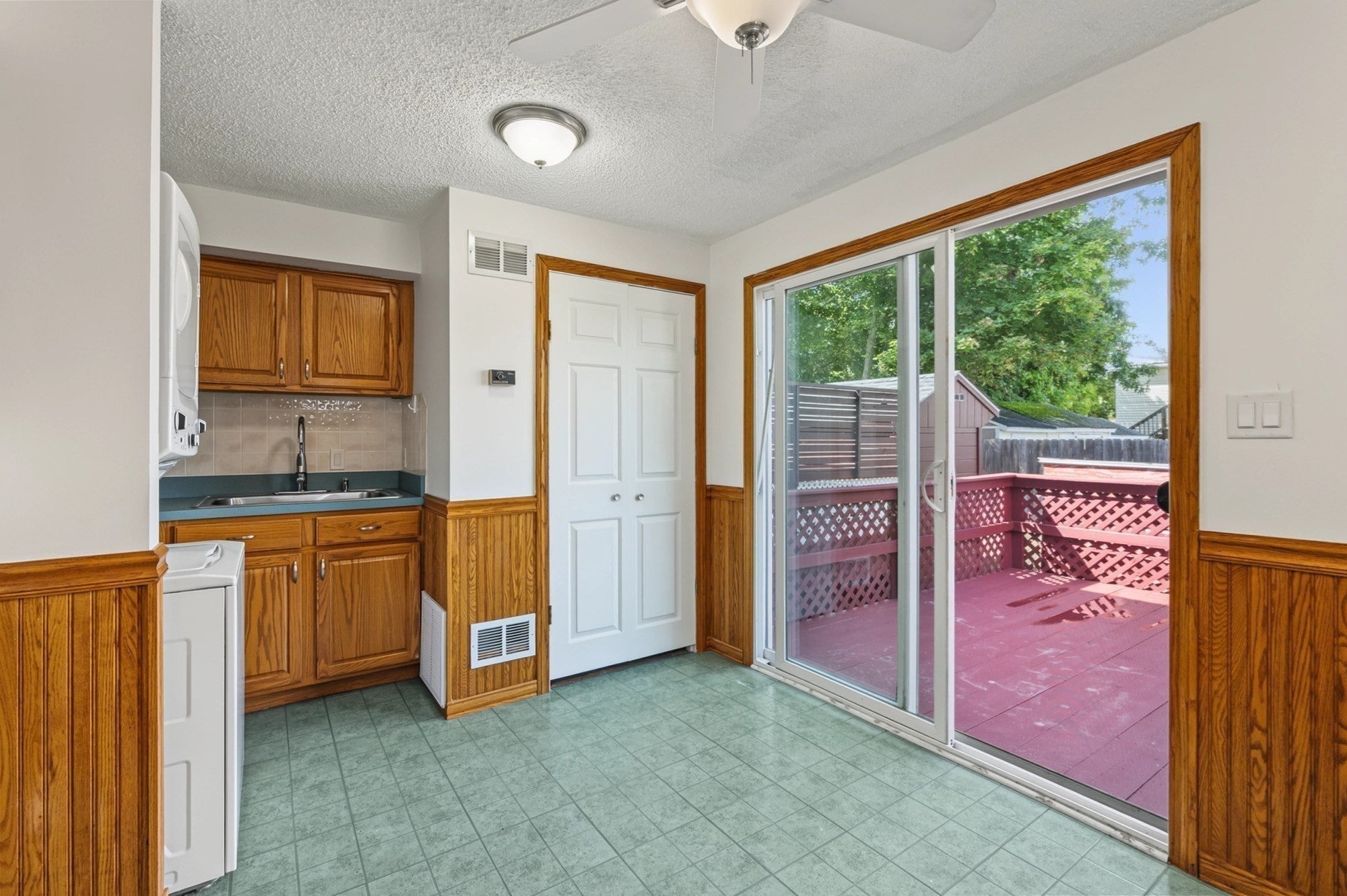 79 Arnold Ave #79, Lowell, MA, 79 Arnold Ave #79, Lowell, MA Photo #7