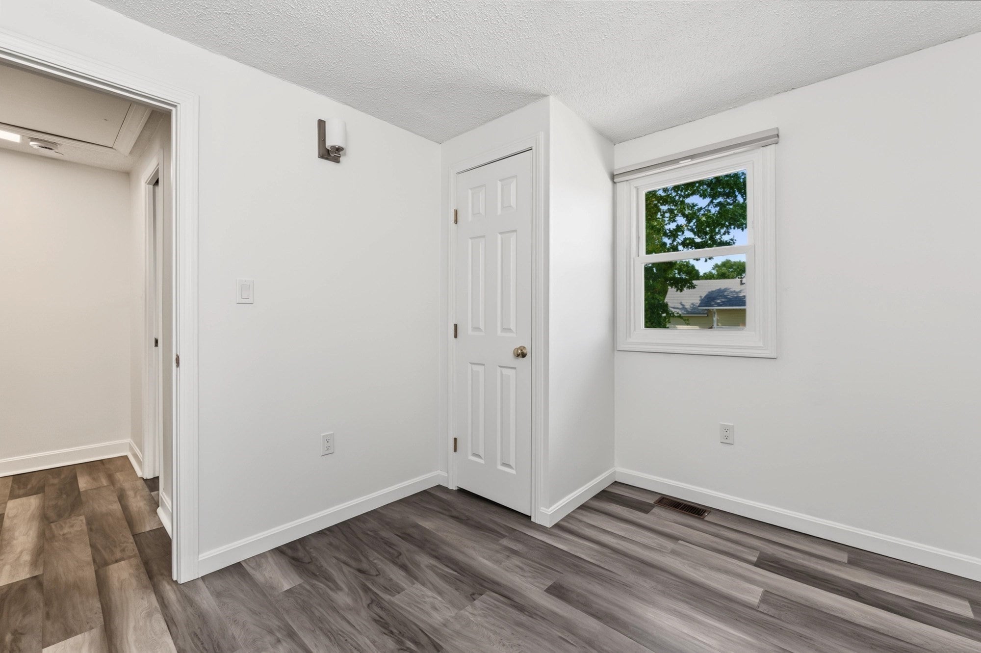 79 Arnold Ave #79, Lowell, MA, 79 Arnold Ave #79, Lowell, MA Photo #18