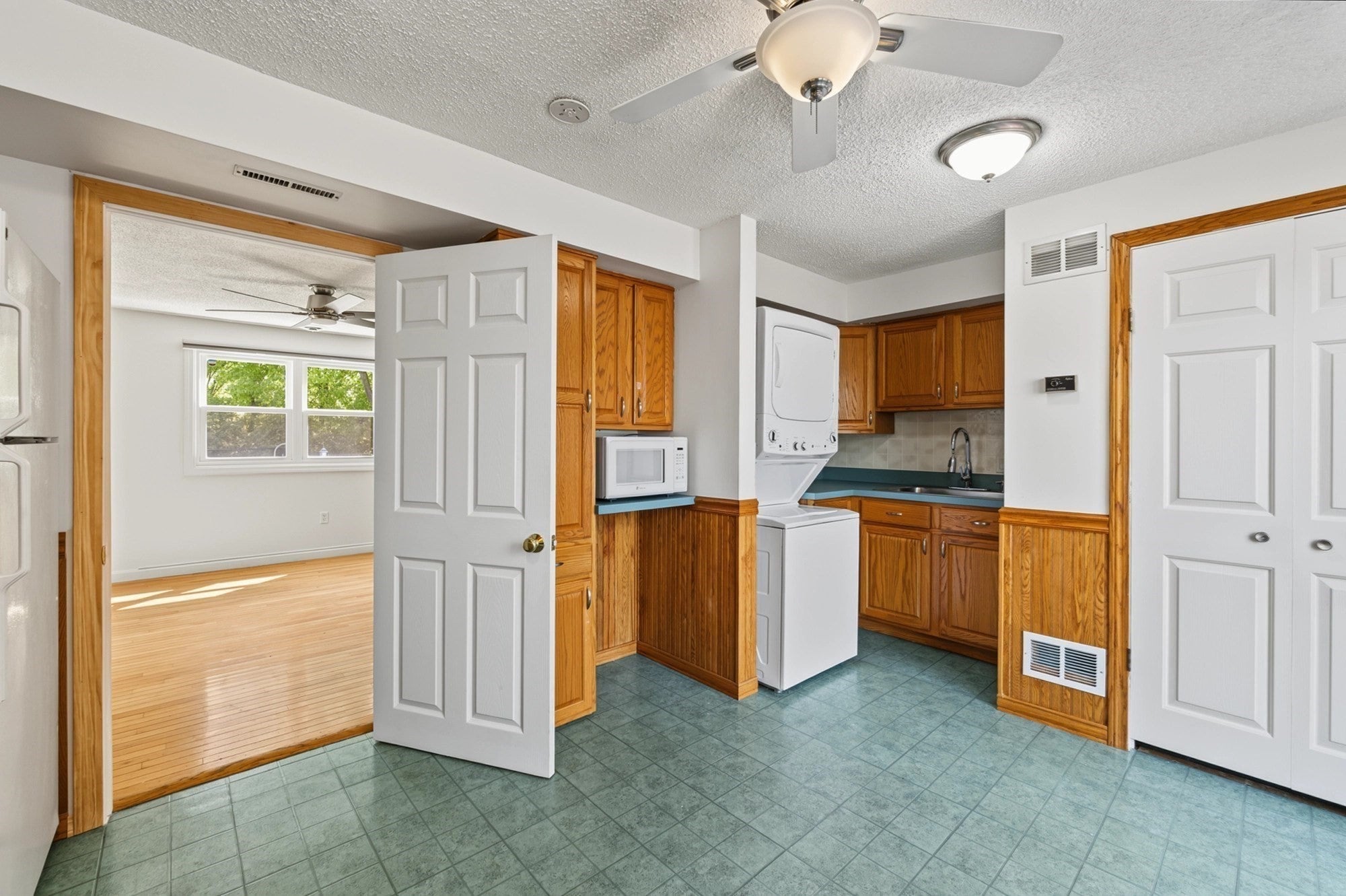 79 Arnold Ave #79, Lowell, MA, 79 Arnold Ave #79, Lowell, MA Photo #11