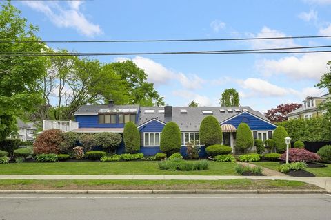 218 Upham Melrose MA 02176