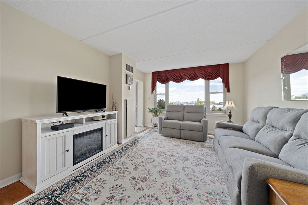 155 George Washington Blvd #306, Hull, MA, 155 George Washington Blvd #306, Hull, MA Photo #2