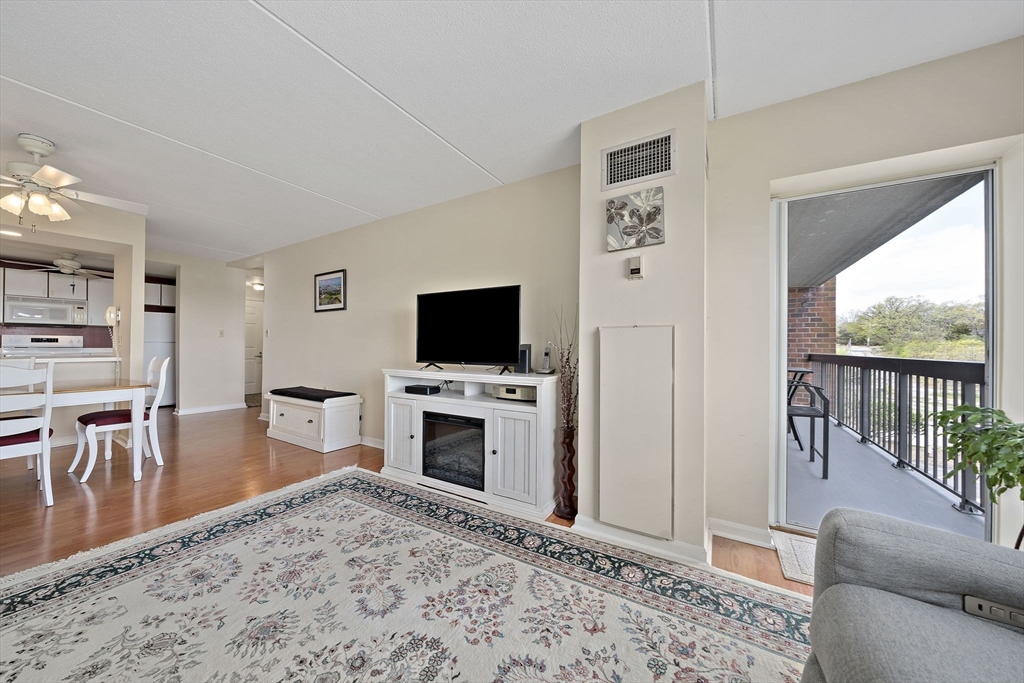 155 George Washington Blvd #306, Hull, MA, 155 George Washington Blvd #306, Hull, MA Photo #9
