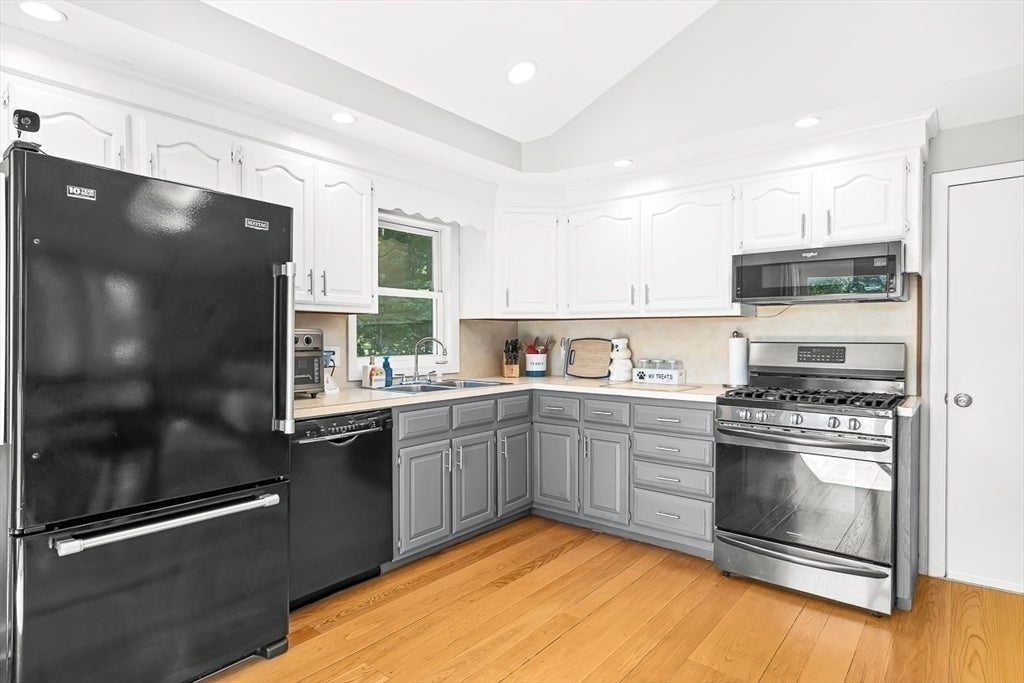 8 Haskell Rd, Pepperell, MA, 8 Haskell Rd, Pepperell, MA Photo #13
