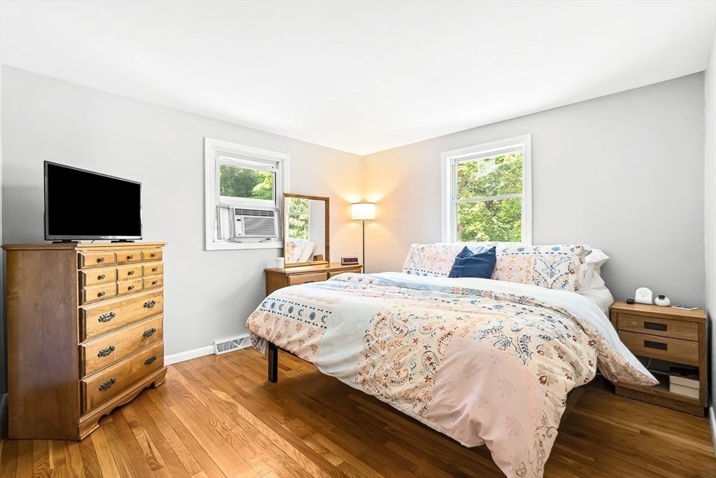 8 Haskell Rd, Pepperell, MA, 8 Haskell Rd, Pepperell, MA Photo #19