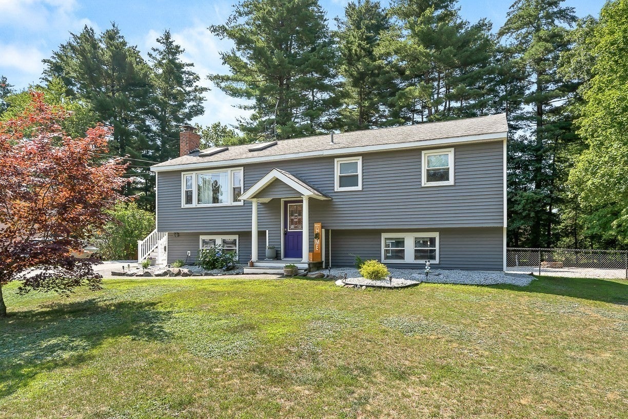 8 Haskell Rd, Pepperell, MA Photo #3