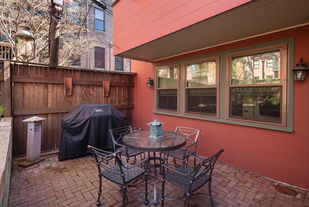 8 Ringgold St, Boston, MA Photo #6
