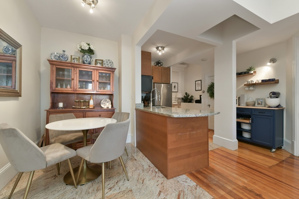 351 Commonwealth Avenue 6