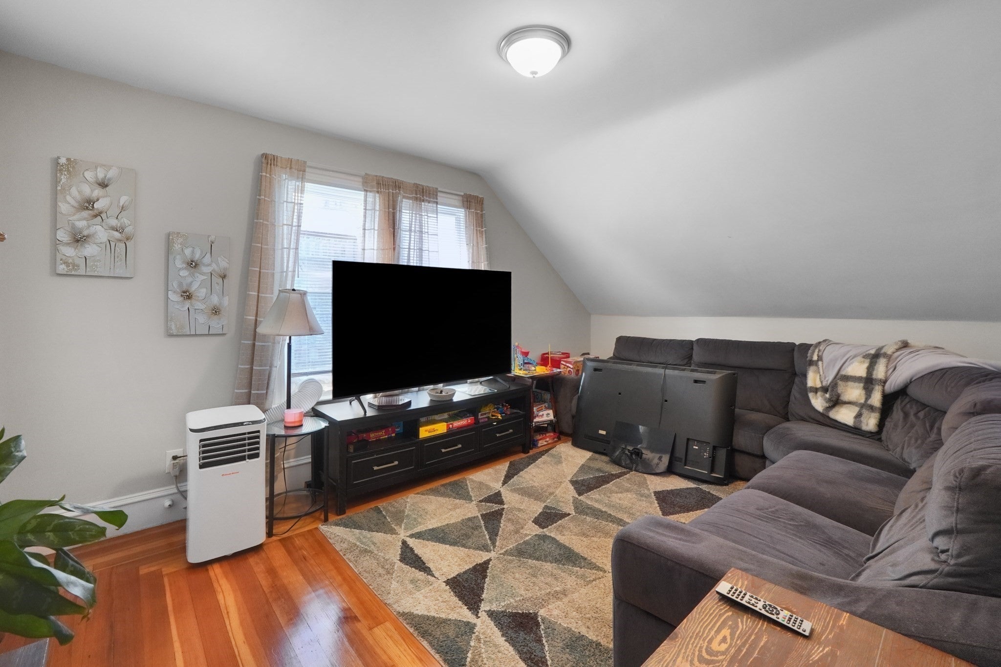 20 Park St, Fall River, MA Photo #29