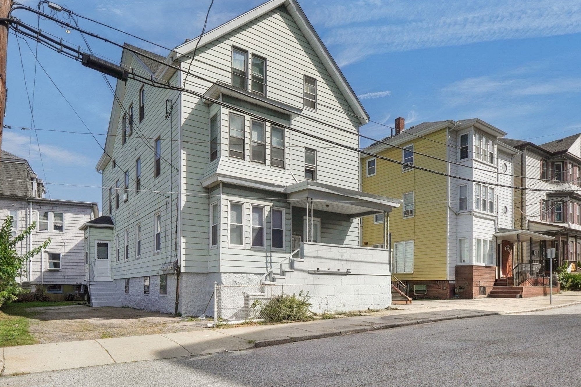 Photo of 20 Park St, Fall River, MA