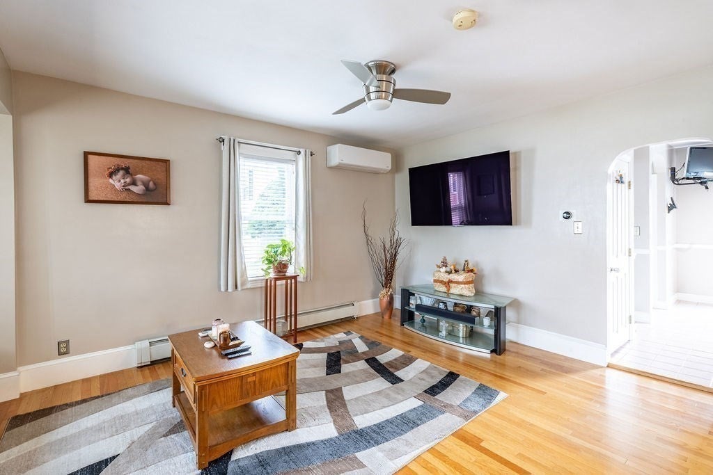 22 Harwood Street, North Andover, MA, 22 Harwood Street, North Andover, MA Photo #9