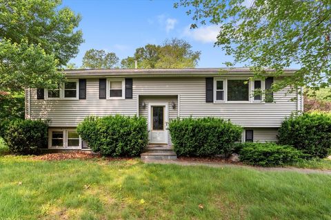 19 Macintosh Avenue Marlborough MA 01752