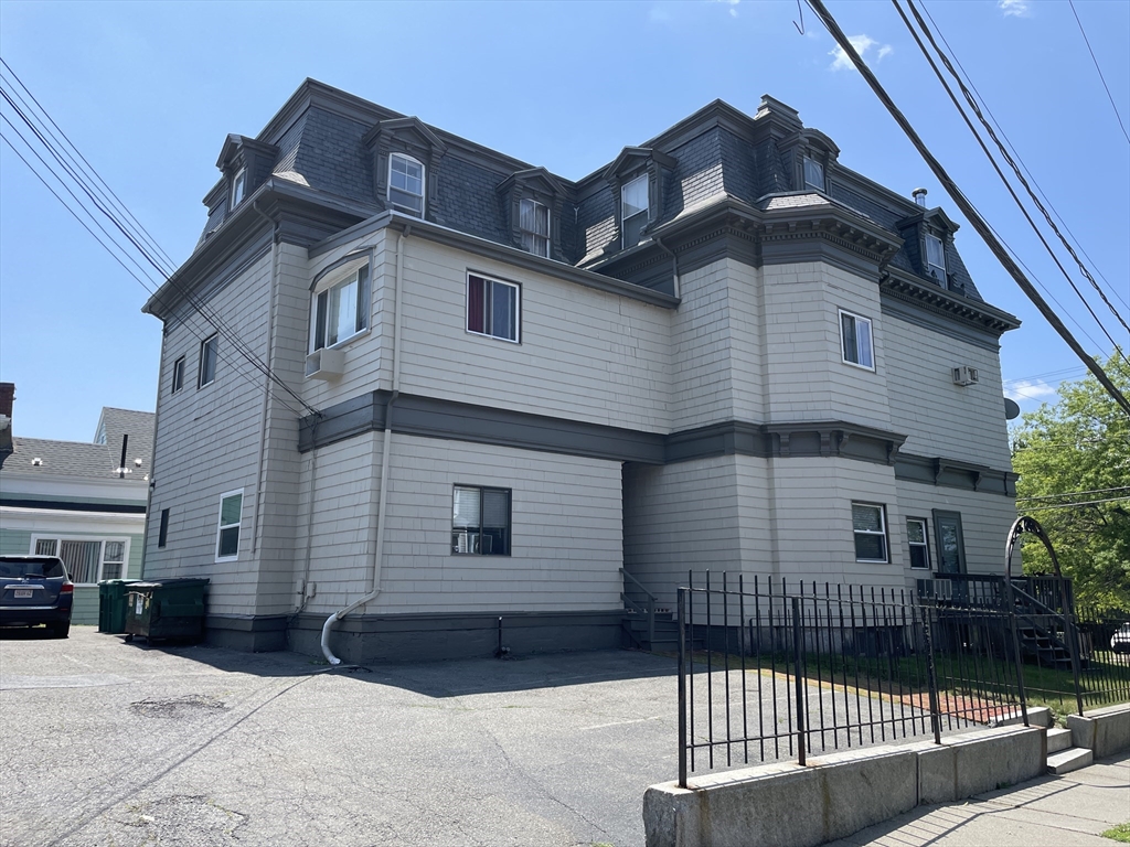 74 Newhall 9