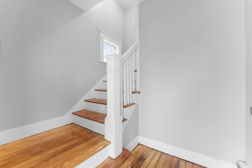 253 Sycamore St 1
