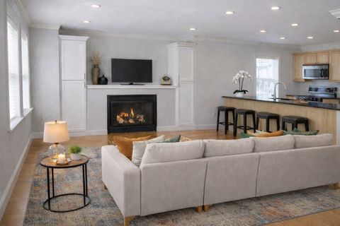 11 Whitney St 11 Brookline MA 02466