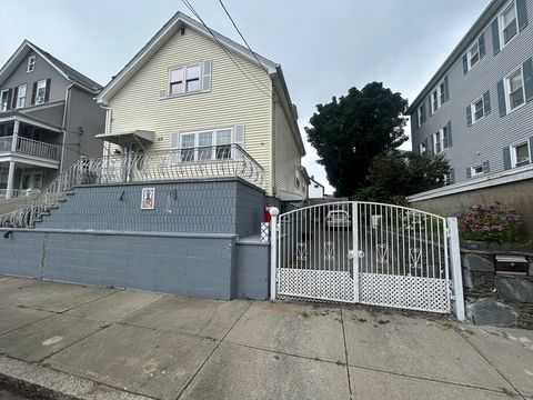 69 Mott St Fall River MA 02721