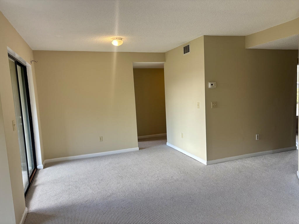 305 Trailside Way 305