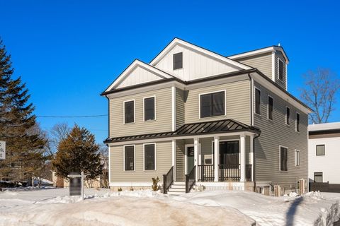 211 Florence Ave Arlington MA 02476