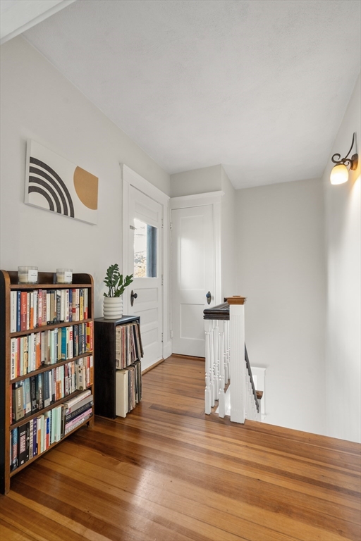137 Thacher St 137