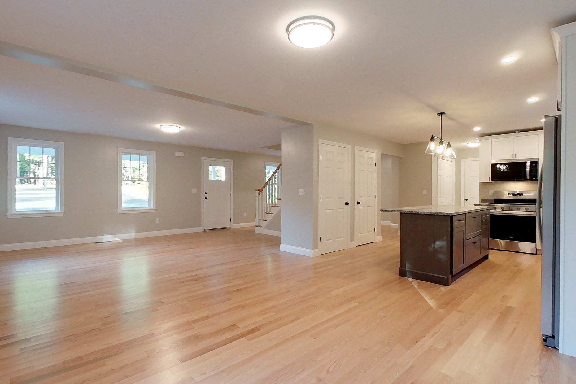 179 Brookline St, Pepperell, MA Photo #8