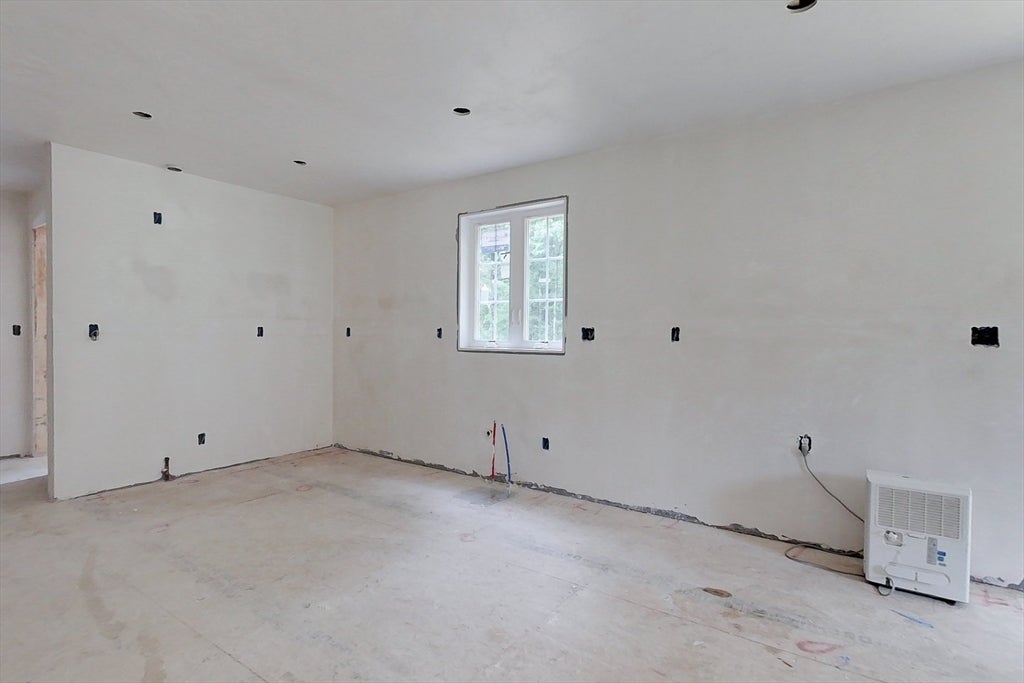 179 Brookline St, Pepperell, MA, 179 Brookline St, Pepperell, MA Photo #3