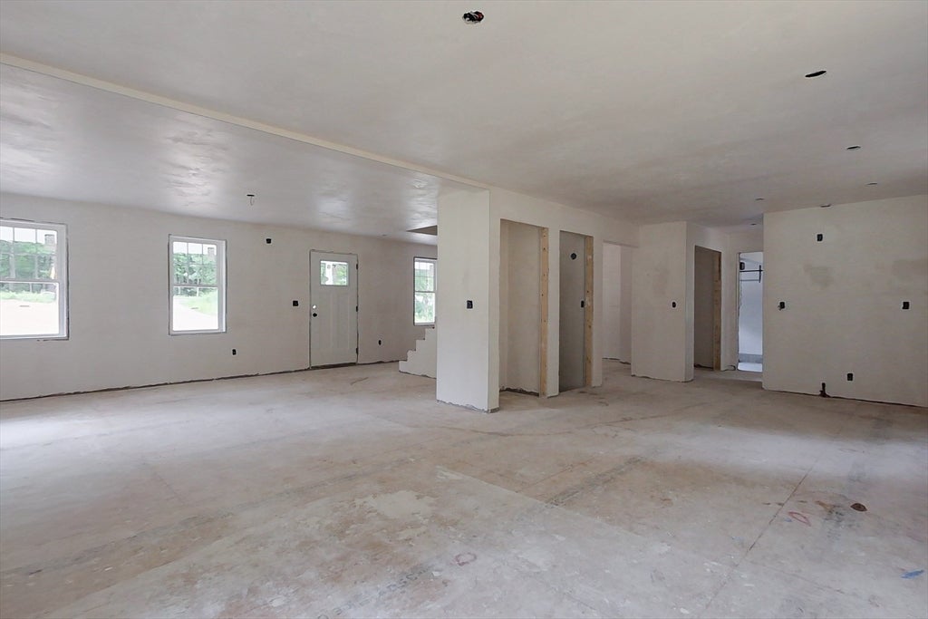 179 Brookline St, Pepperell, MA, 179 Brookline St, Pepperell, MA Photo #5