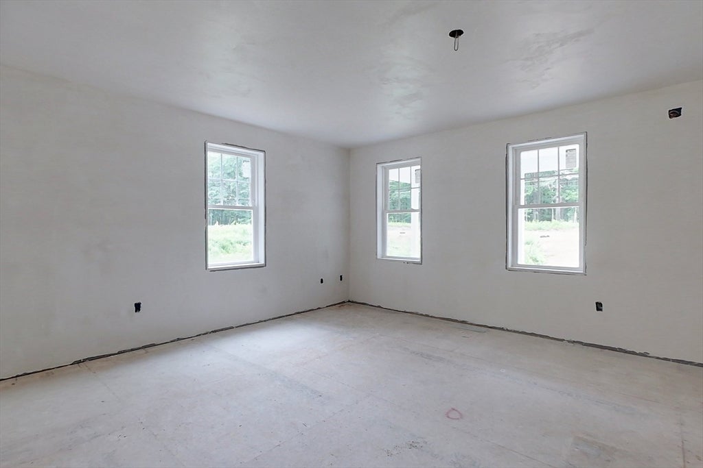 179 Brookline St, Pepperell, MA, 179 Brookline St, Pepperell, MA Photo #6