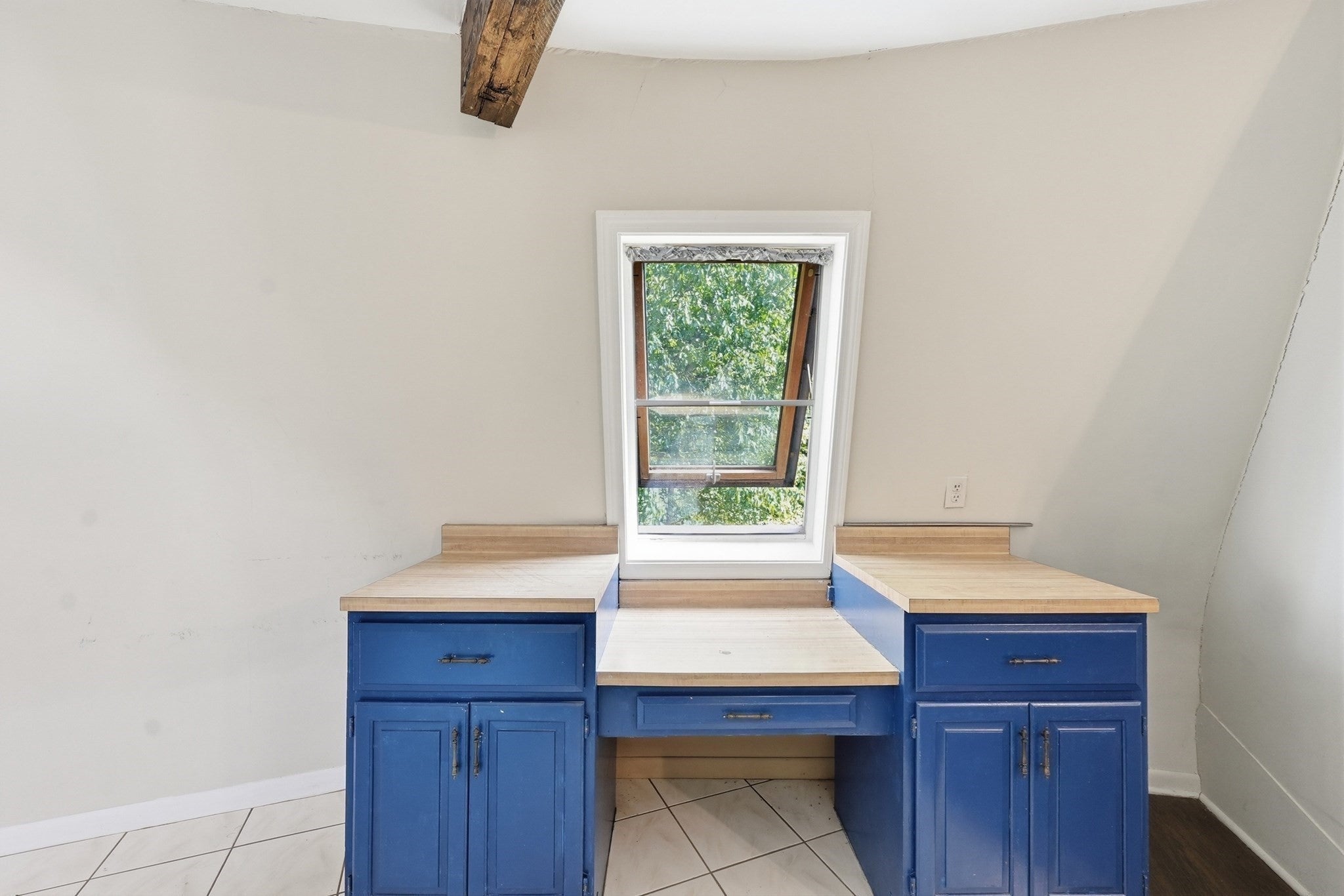 243 Oak St, Holliston, MA, 243 Oak St, Holliston, MA Photo #12