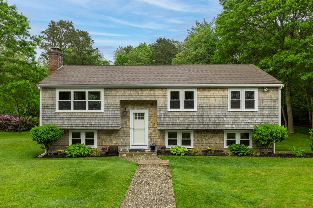 13 Shagbark Rd