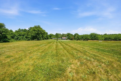 Photo of 126A Lucy Little RD, Dartmouth, MA 02747 (MLS # 73558466)