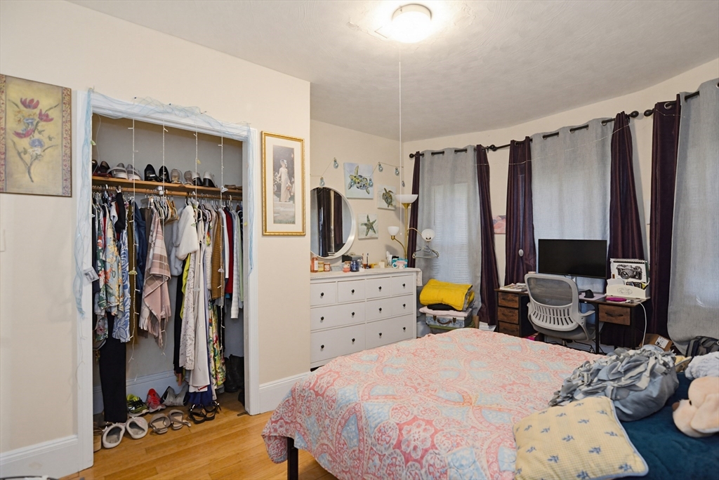 38 Oberlin St
