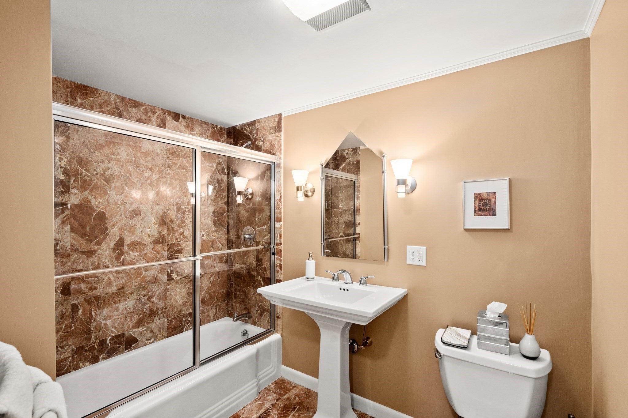 20 Hammond Pond Pkwy #504, Newton, MA Photo #12