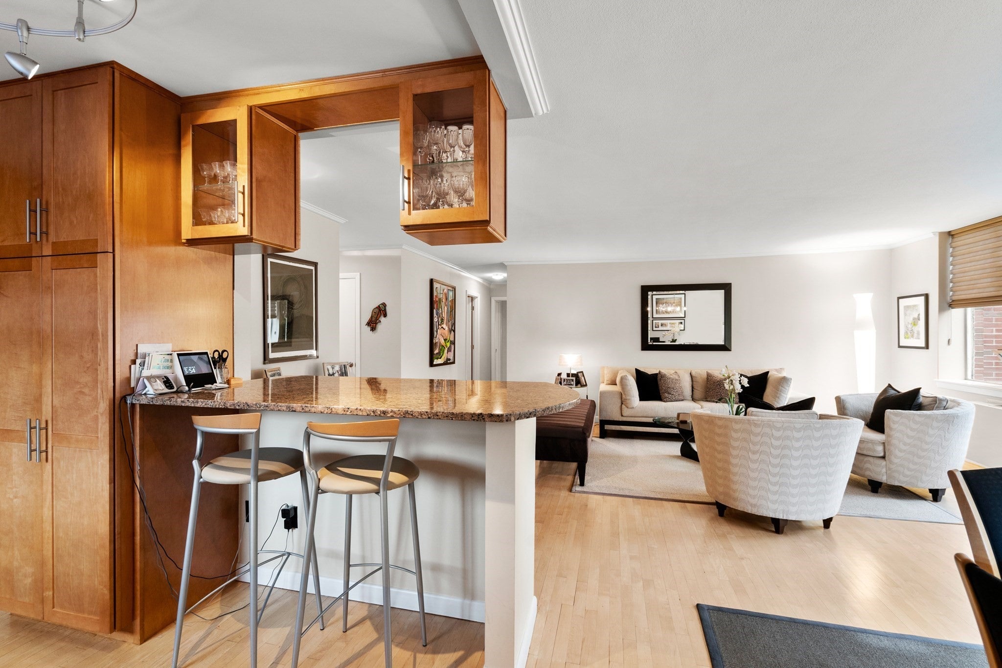 20 Hammond Pond Pkwy #504, Newton, MA Photo #8