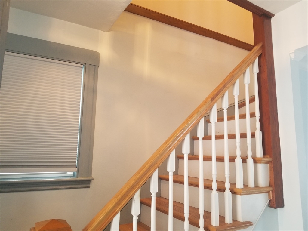 411 Central Street 411