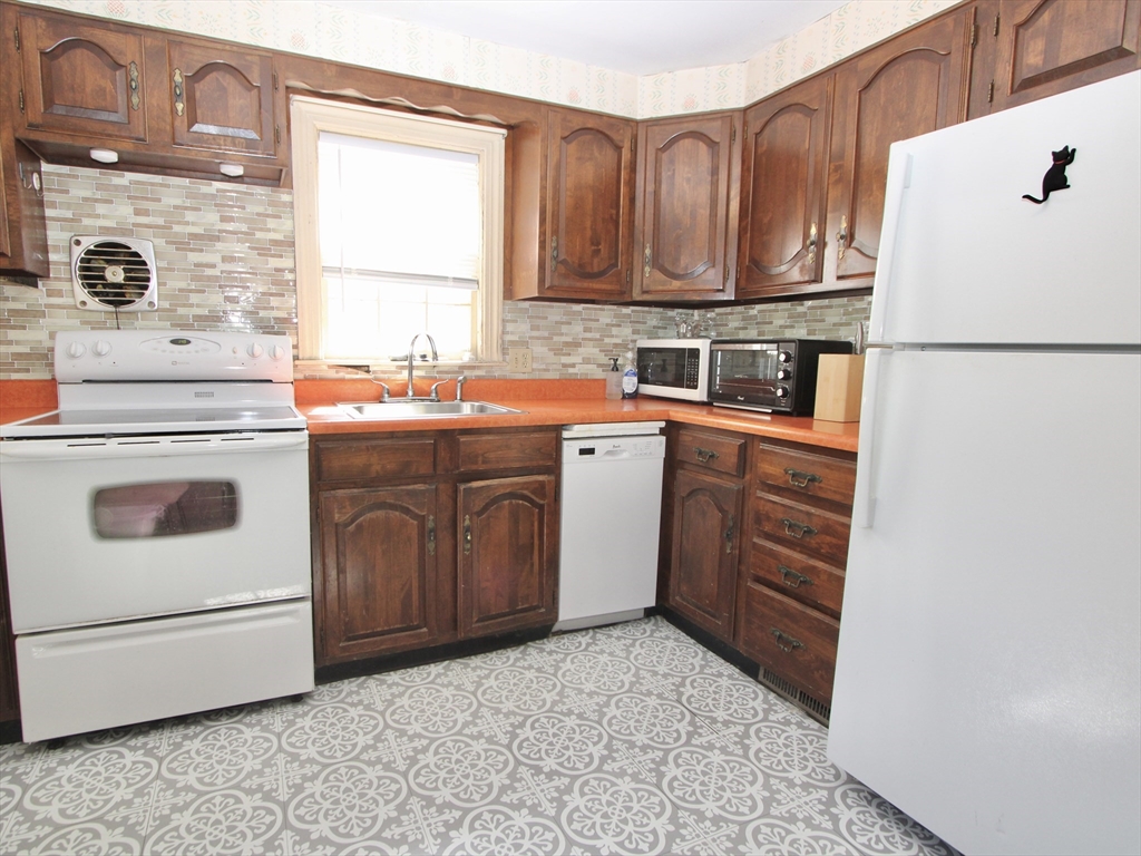 34 Calumet Ave