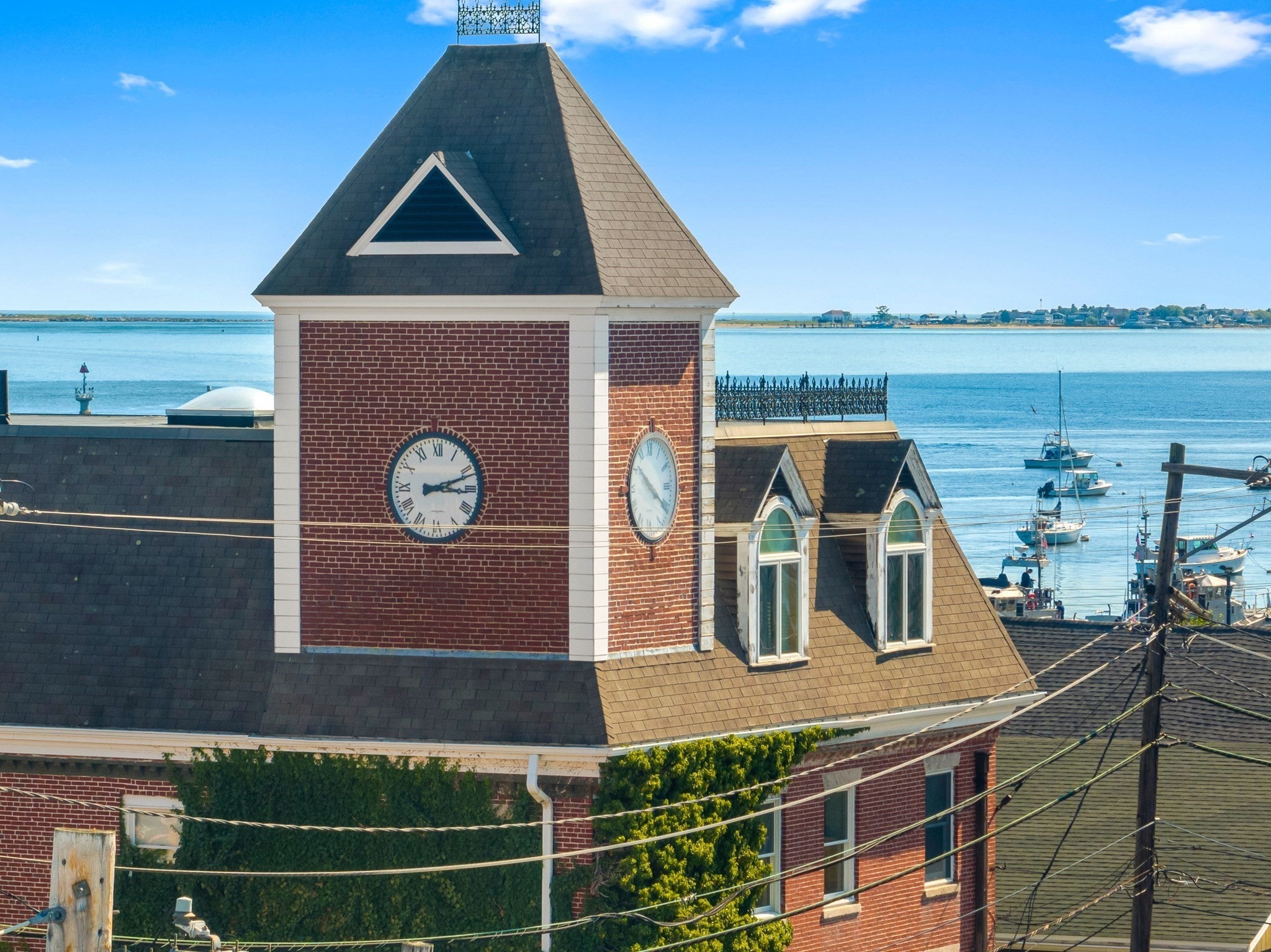 45 Water St