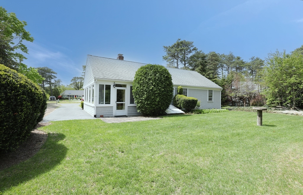 40 Joan Rd.