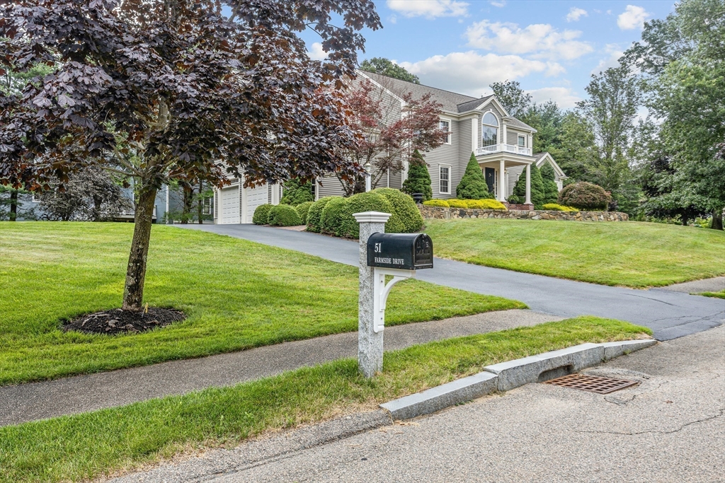 51 Farmside Dr