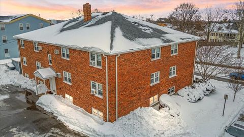 Photo of 40 Railroad Ave #B2, Beverly, MA 01915 (MLS # 73483086)