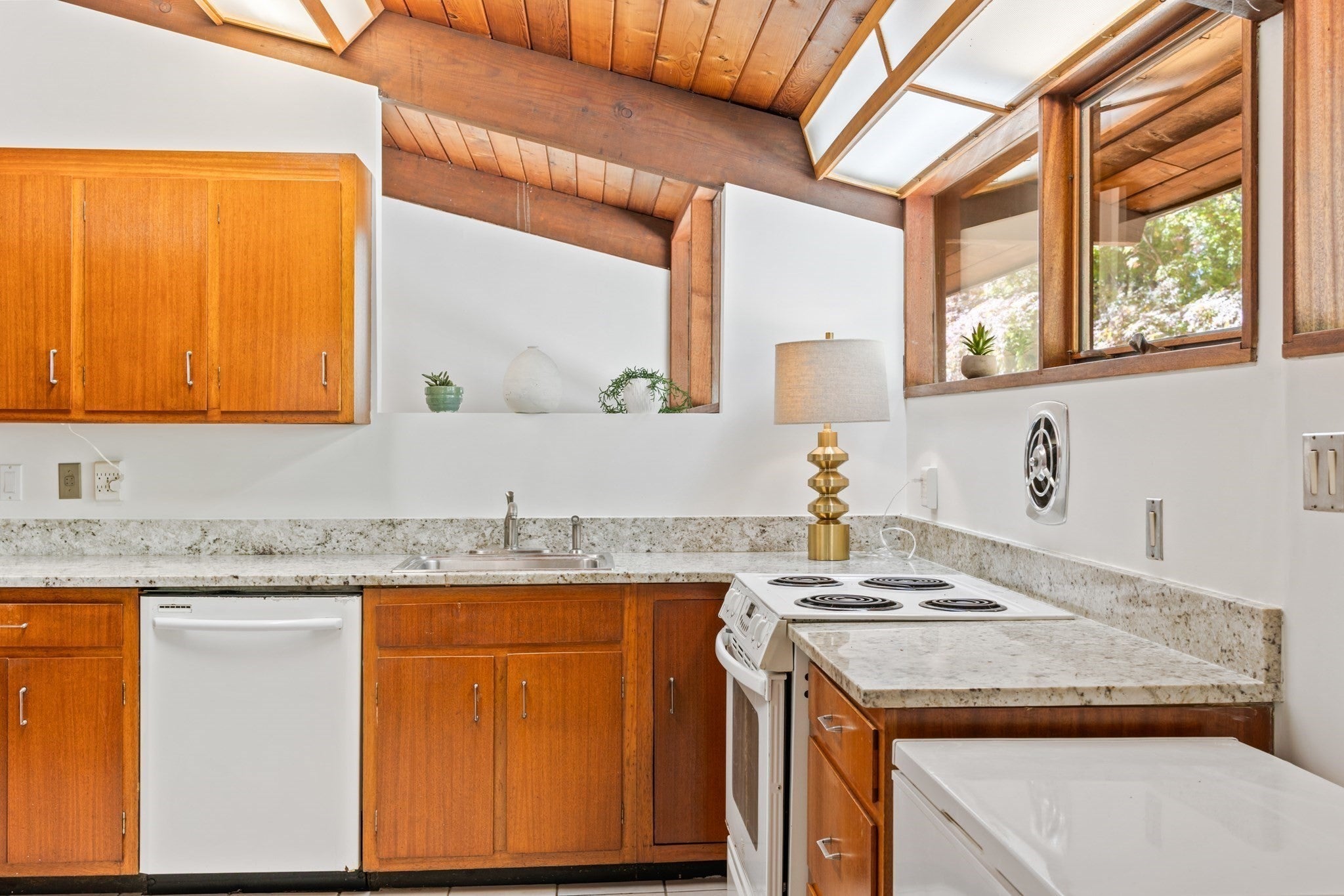 103 Puritan Lane, Sudbury, MA, 103 Puritan Lane, Sudbury, MA Photo #20