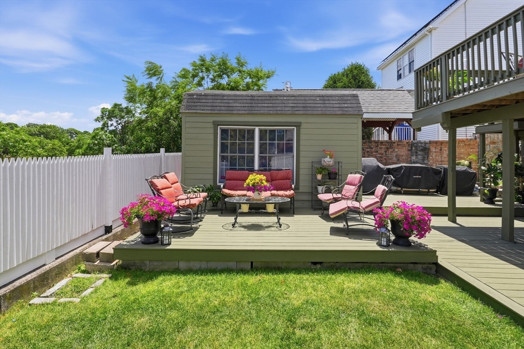 42 Jennifer Ln