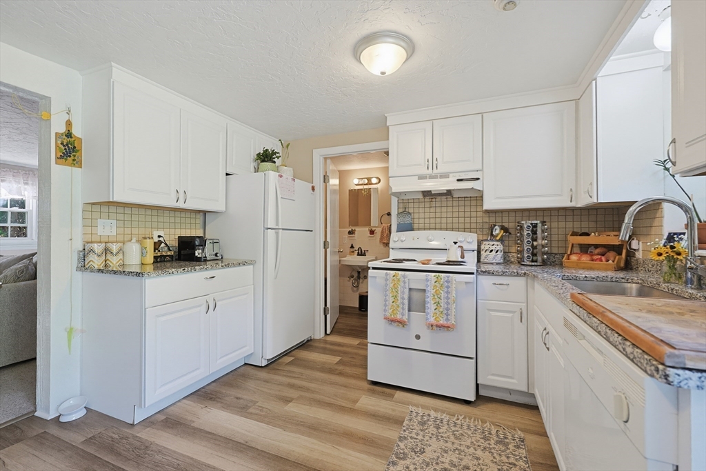 2 Mathurin Rd, Plainville, MA, 2 Mathurin Rd, Plainville, MA Photo #18