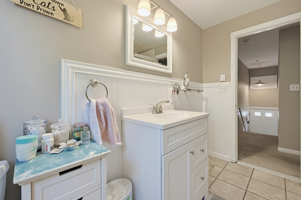 2 Mathurin Rd, Plainville, MA, 2 Mathurin Rd, Plainville, MA Photo #11