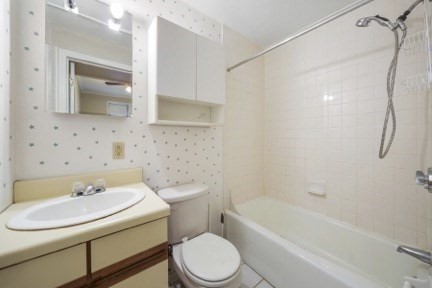 38-40 Saint Botolph St #45, Boston, MA Photo #6