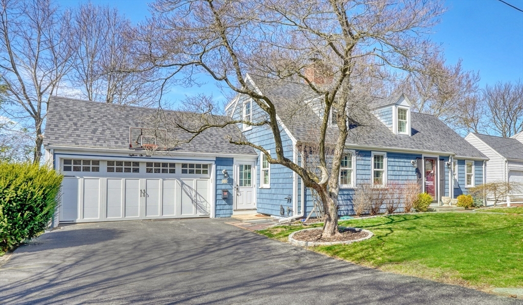 18 Ellis Farm Lane