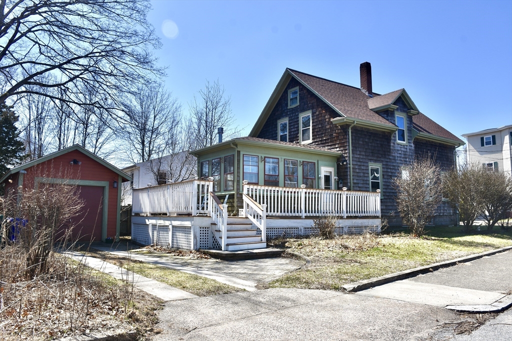 36 Hazel St
